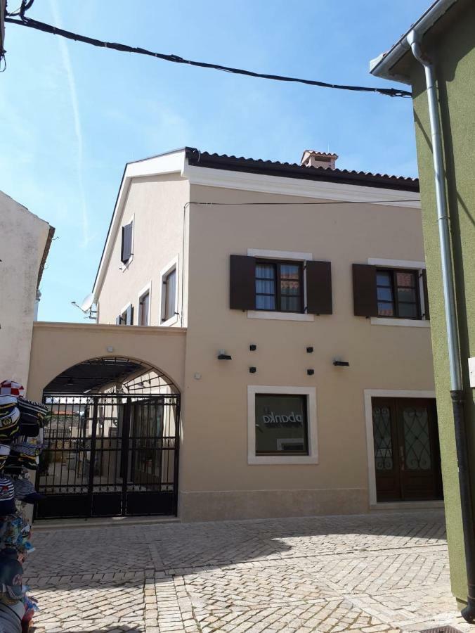 Apartments Mihael Nin Dış mekan fotoğraf